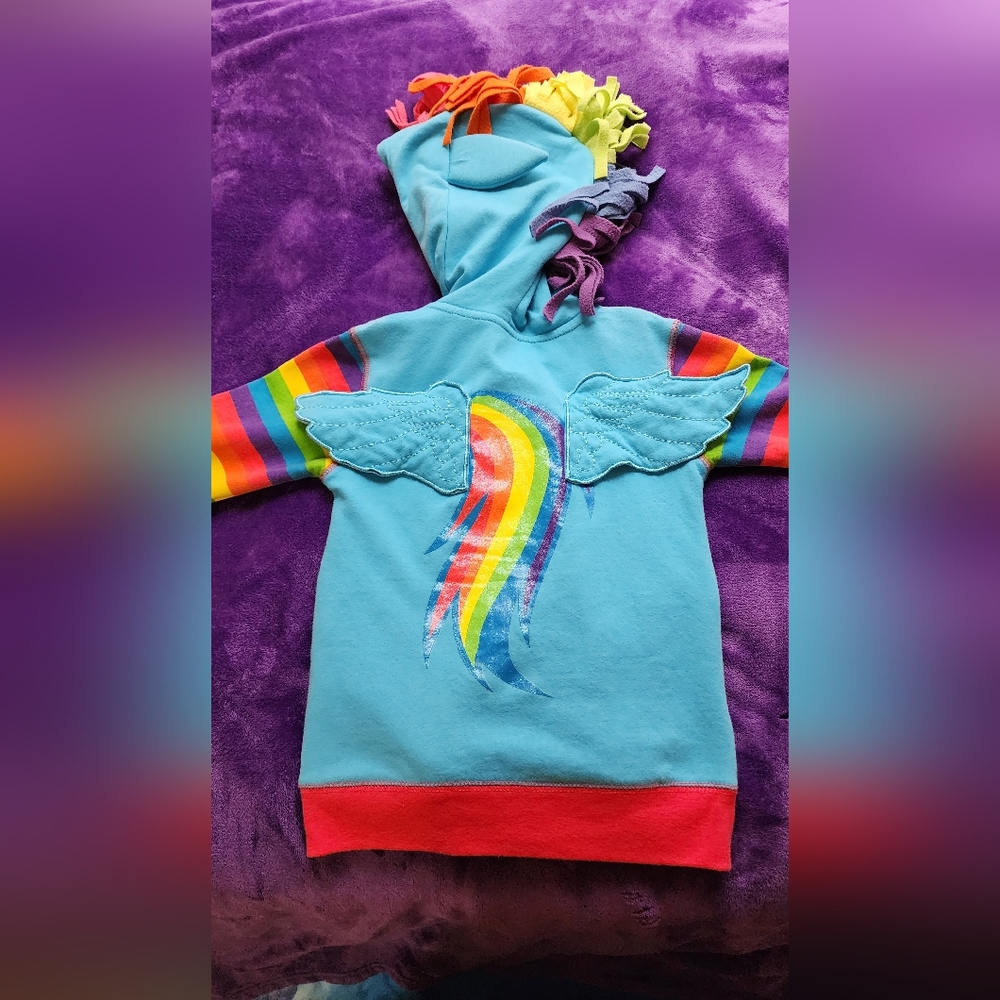 EUC- My Little Pony 🌈Rainbow Dash girls hoodie (sz 5/6) - Picture 3 of 9